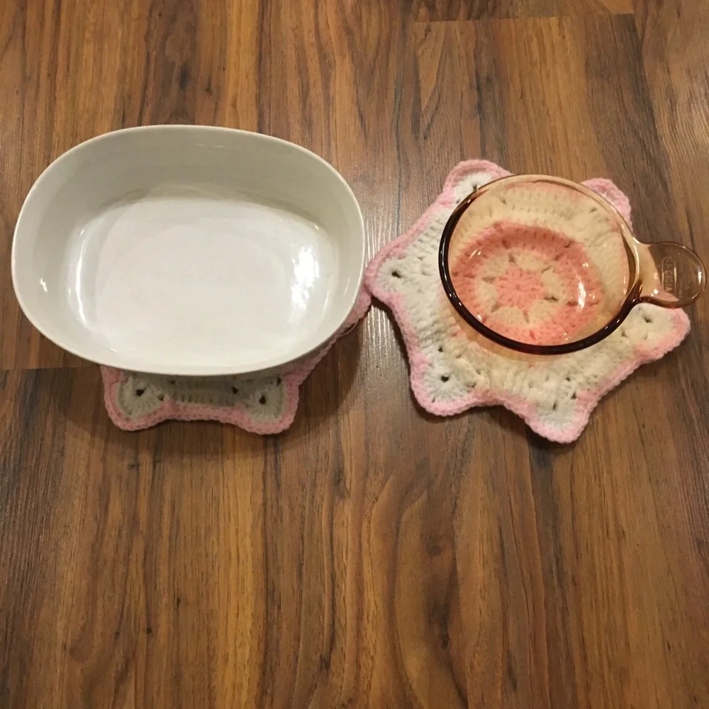 Crochet Warming Pad Trivet Potholder Pink & White Star Set of 2 New Handmade